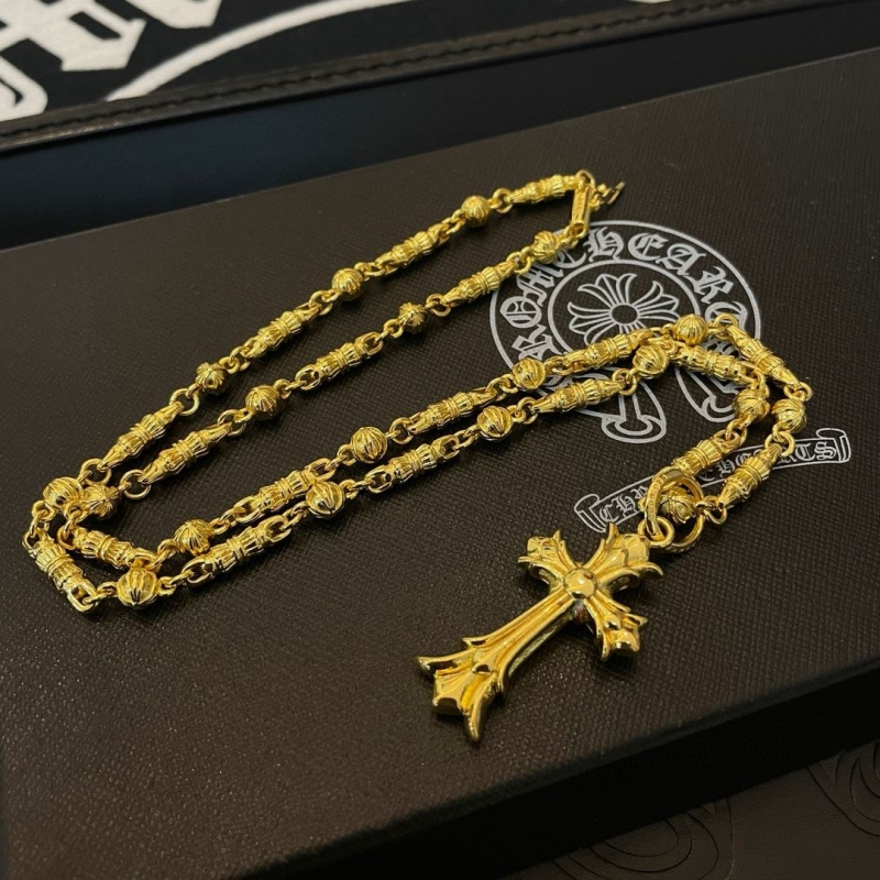 Ch*0me He**ts necklaces